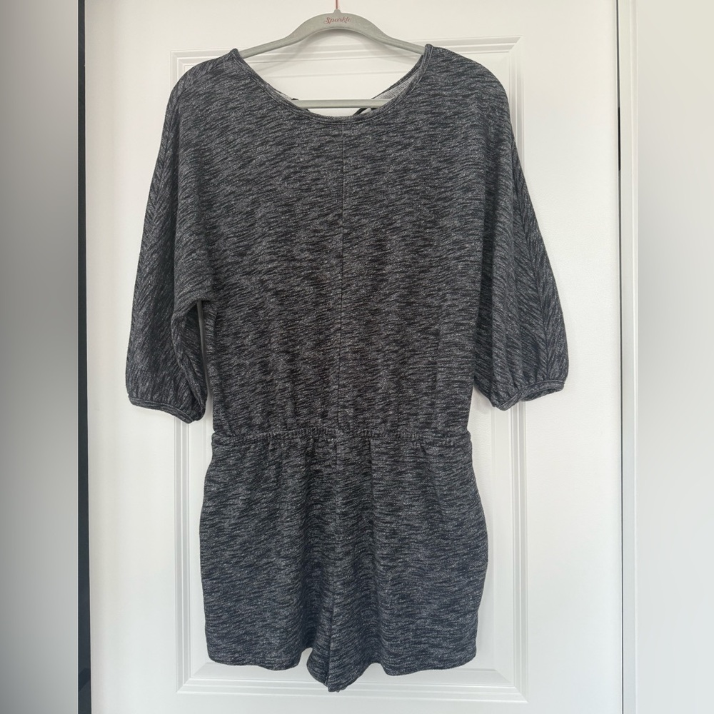 Women’s Small UpWest Charcoal Grey Romper w Pockets and Tie In Back